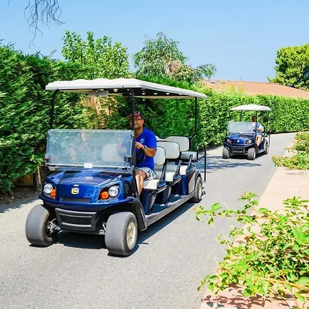 홀리데이파크 Villaggio Bahja 4*