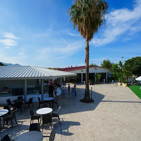 Parque de vacaciones Villaggio Bahja 4*
